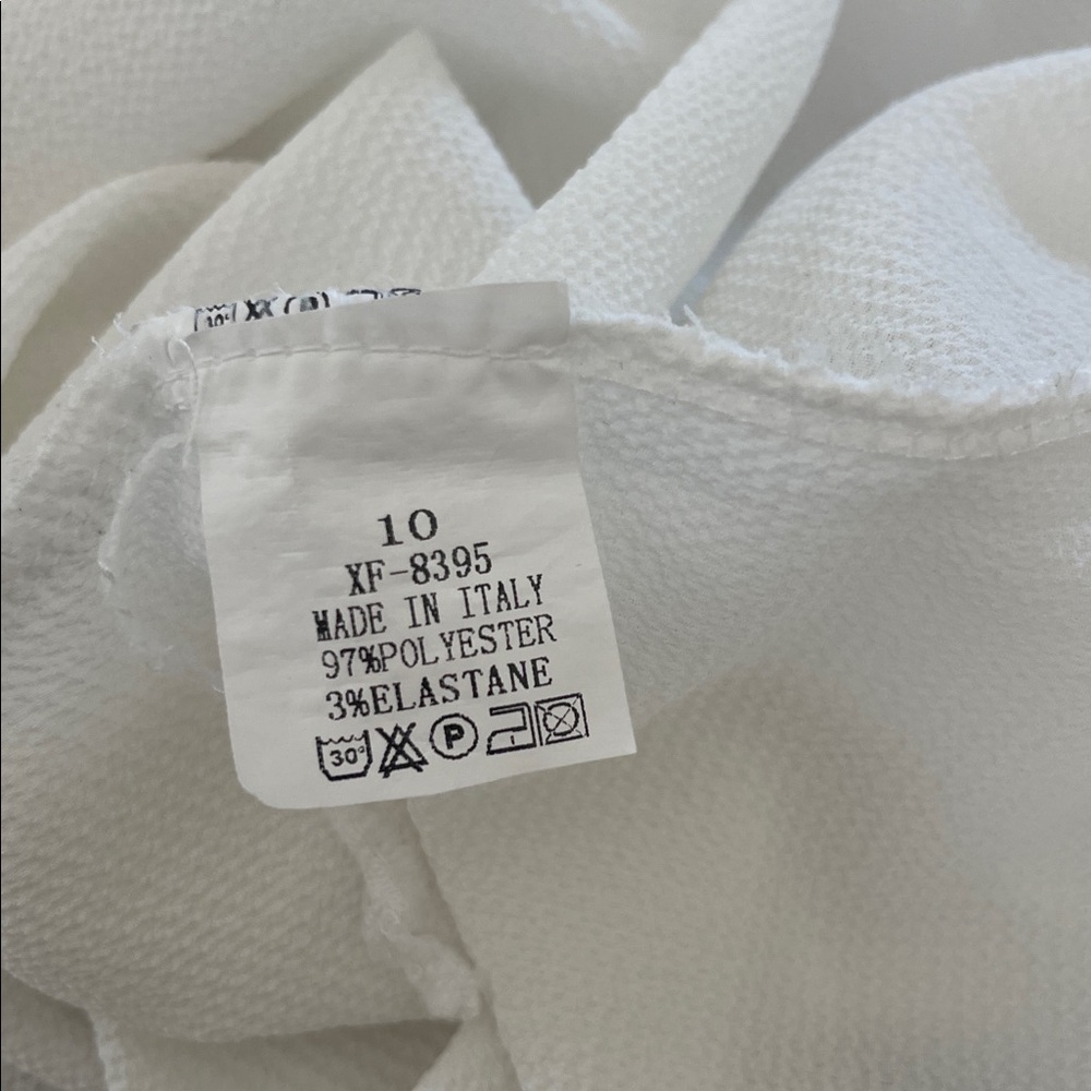 Boohoo from ASOS Classic Off White Flute Long Sleeve Woven Blouse EUC Size Small - Picture 8 of 8